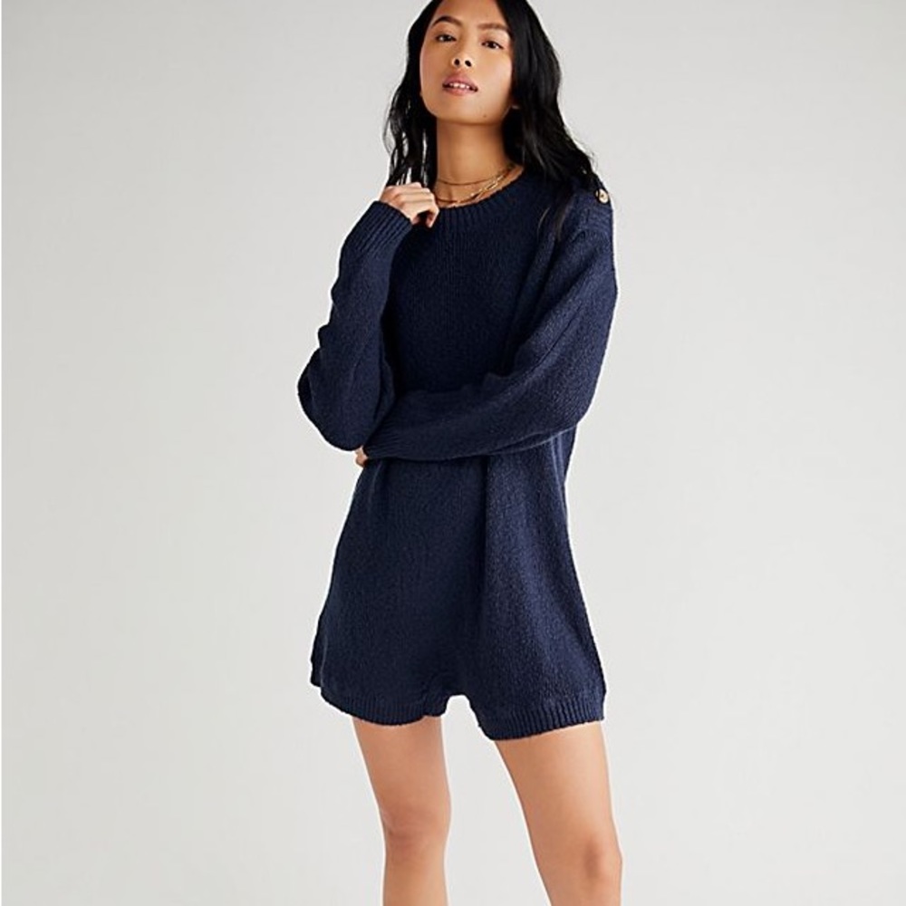Free people beach sweater romper Medium NWOT